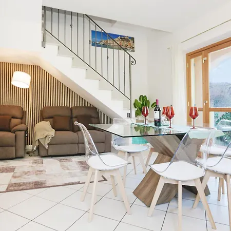 Willa Prestige - 5 Min From The Train Station - Garden And Private Parking Lunense
