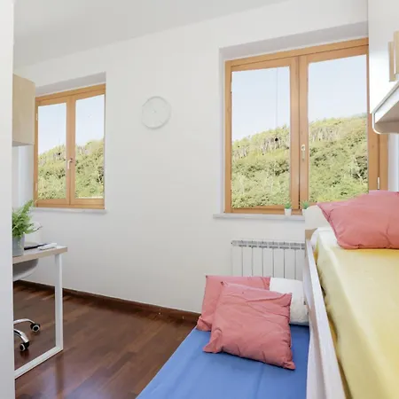 Willa Prestige - 5 Min From The Train Station - Garden And Private Parking *
