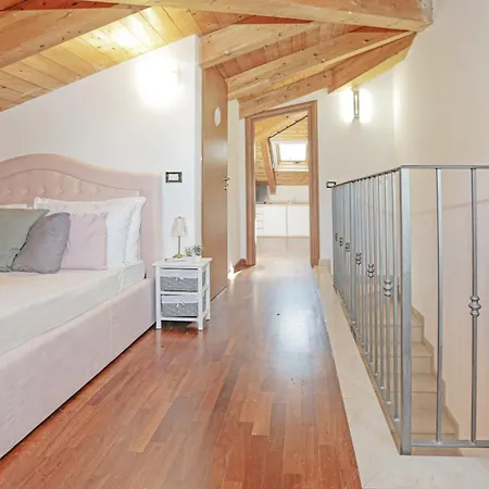 Prestige - 5 Min From The Train Station - Garden And Private Parking *