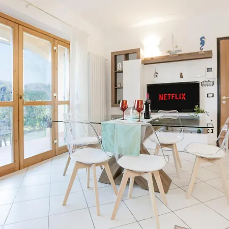 Willa Prestige - 5 Min From The Train Station - Garden And Private Parking *