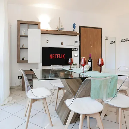 Willa Prestige - 5 Min From The Train Station - Garden And Private Parking