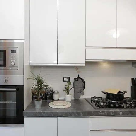 Prestige - 5 Min From The Train Station - Garden And Private Parking Willa Lunense