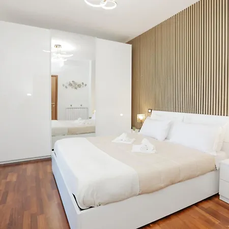 Prestige - 5 Min From The Train Station - Garden And Private Parking Vila