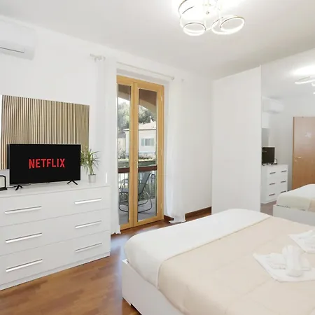 Prestige - 5 Min From The Train Station - Garden And Private Parking Lunense