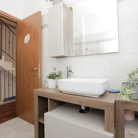 Prestige - 5 Min From The Train Station - Garden And Private Parking Willa