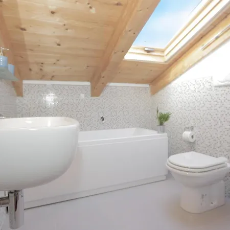 Prestige - 5 Min From The Train Station - Garden And Private Parking Lunense