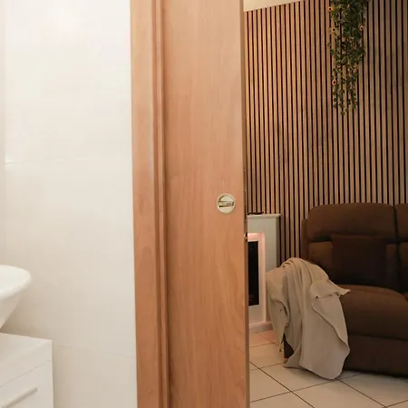 Villa Prestige - 5 Min From The Train Station - Garden And Private Parking *