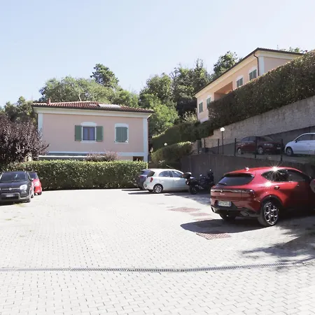 Prestige - 5 Min From The Train Station - Garden And Private Parking Villa *